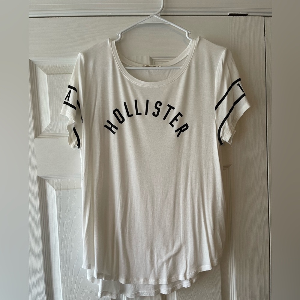 Hollister Soft Graphic Tee